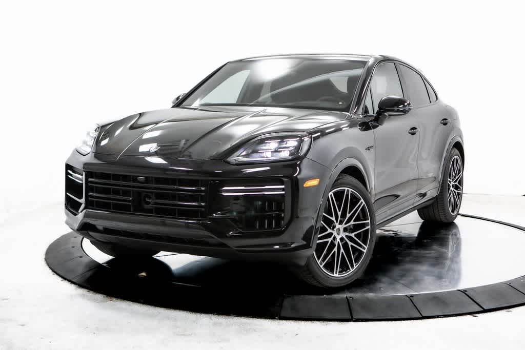 Thumbnail: 2025 Porsche  - 1