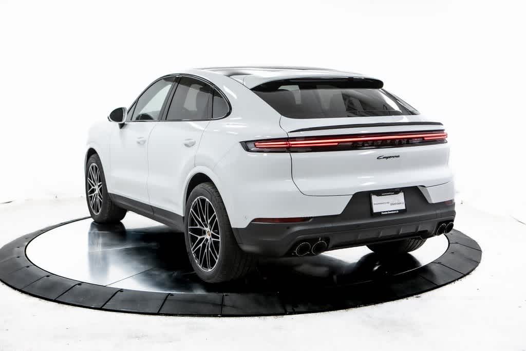 Thumbnail: 2025 Porsche  - 3