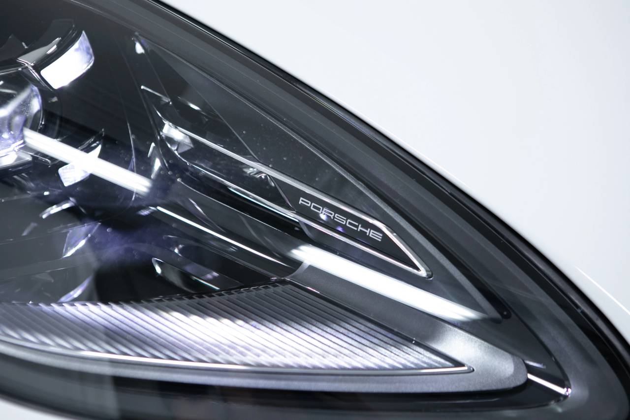 Thumbnail: 2026 Porsche Macan - 13