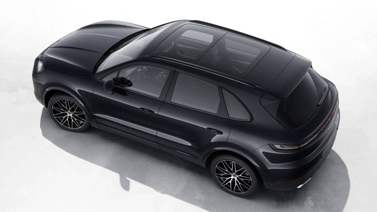 2026 Porsche Cayenne photo 4
