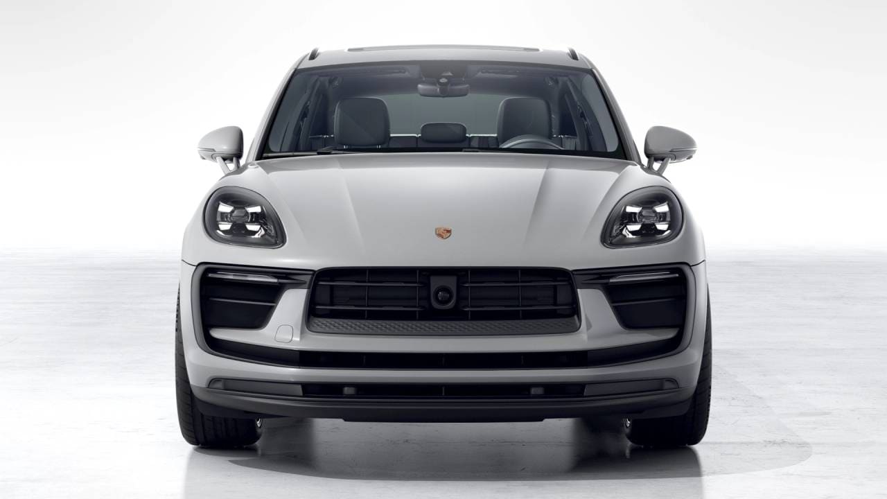Thumbnail: 2026 Porsche Macan - 8