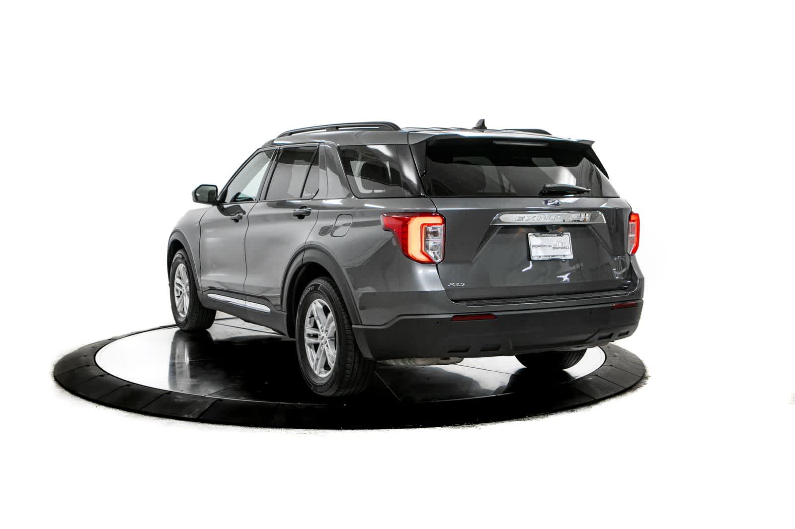 Thumbnail: 2023 Ford Explorer - 3