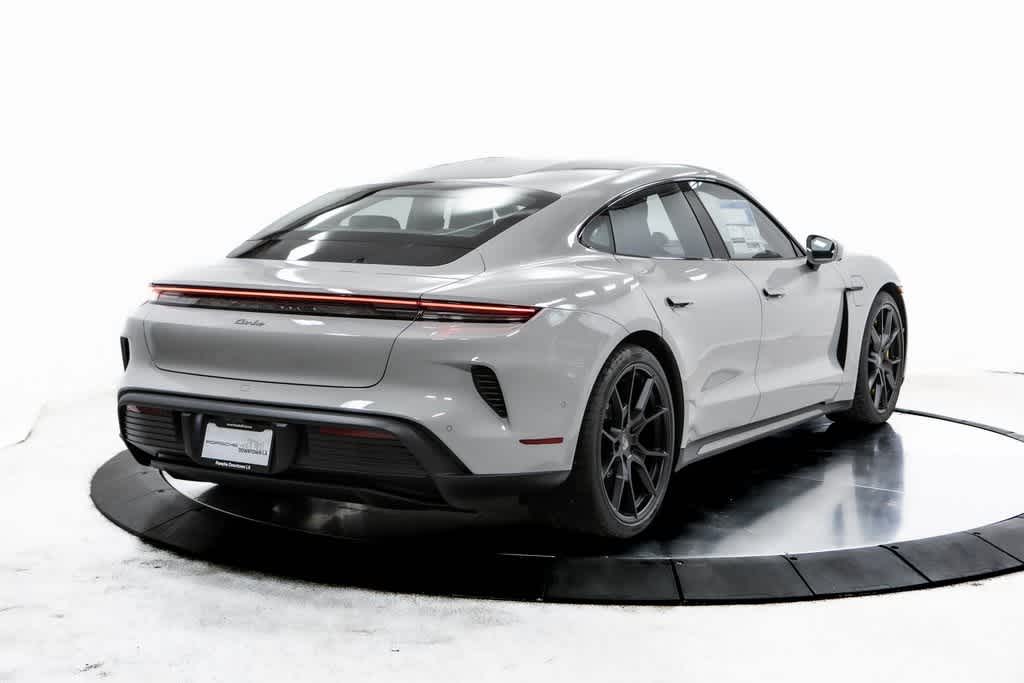 Thumbnail: 2025 Porsche Taycan - 7