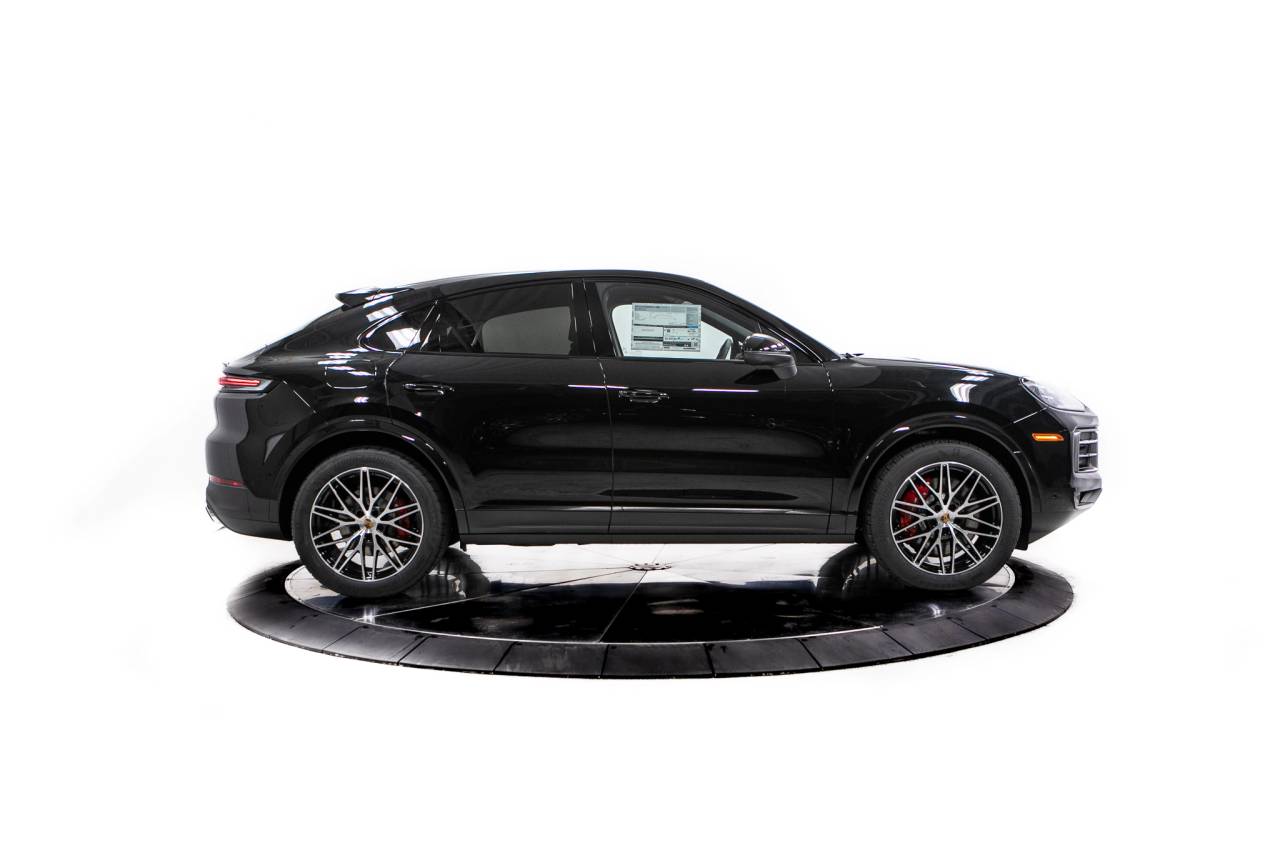 Thumbnail: 2026 Porsche  - 8