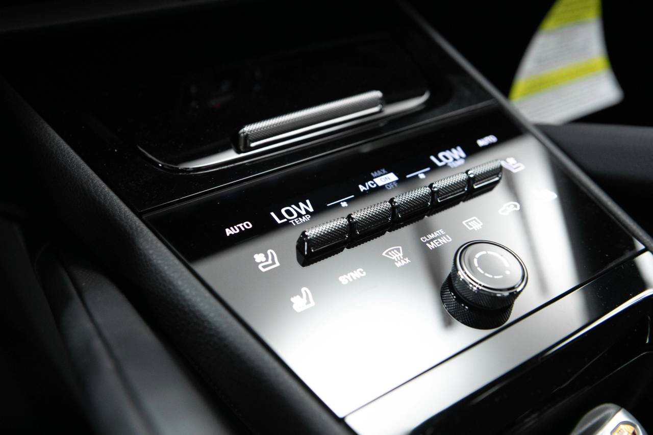 Thumbnail: 2026 Porsche  - 27