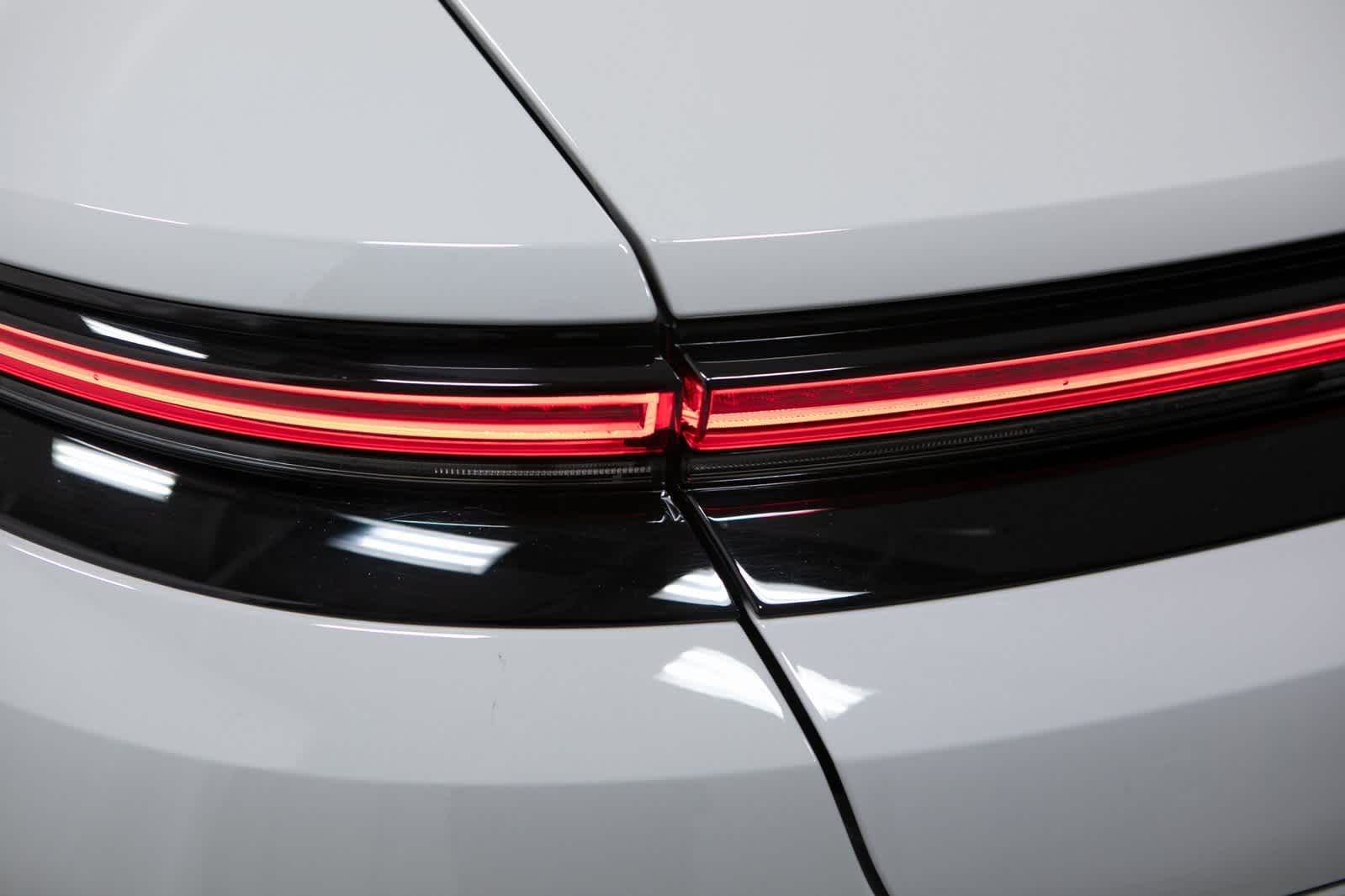 Thumbnail: 2025 Porsche Panamera - 35