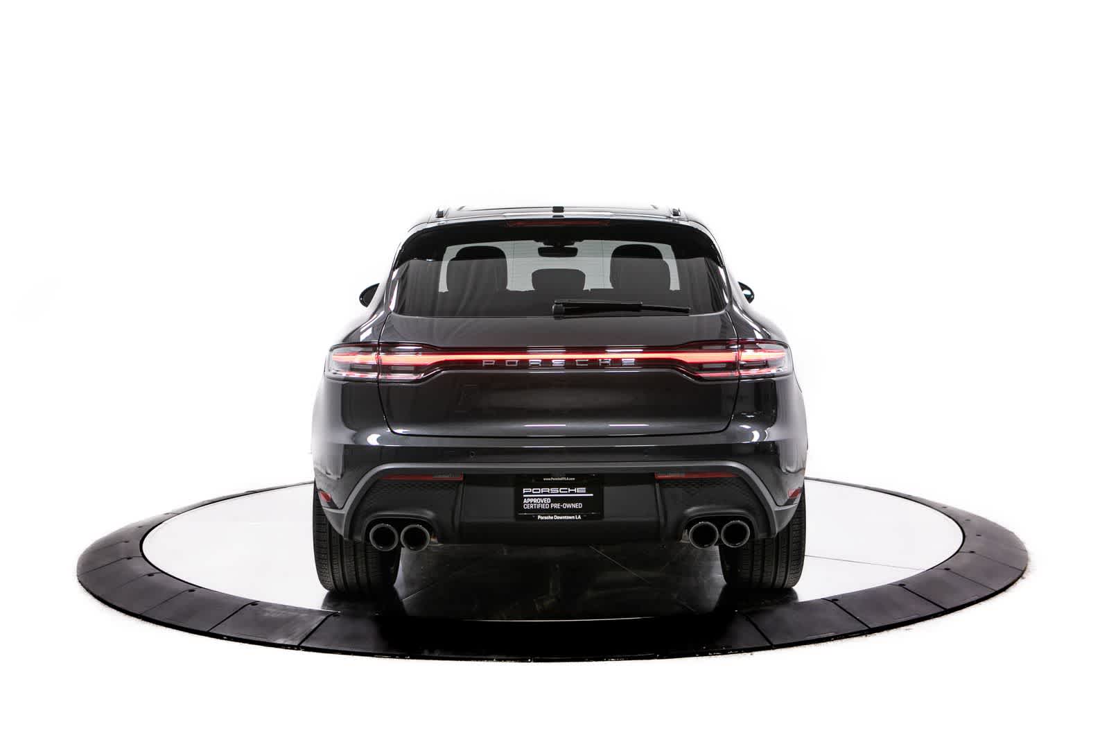 Thumbnail: 2026 Porsche Macan - 6