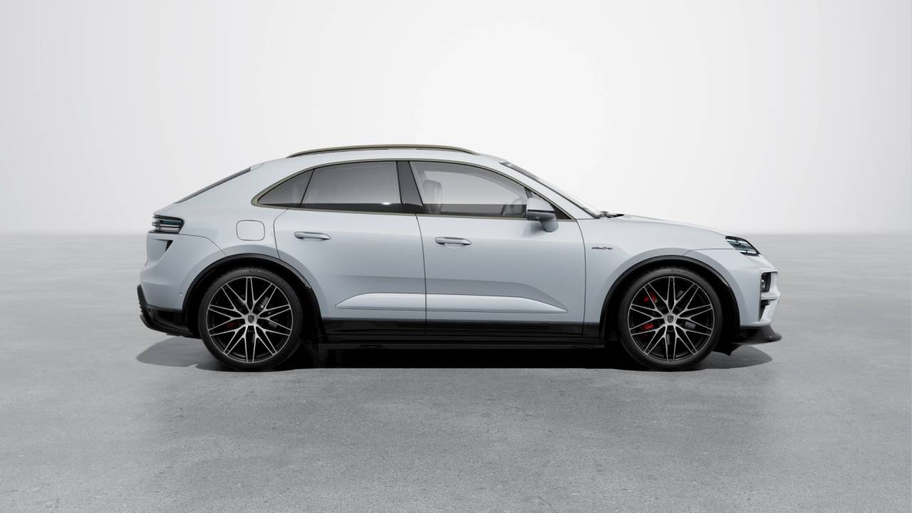 Thumbnail: 2026 Porsche Macan - 6
