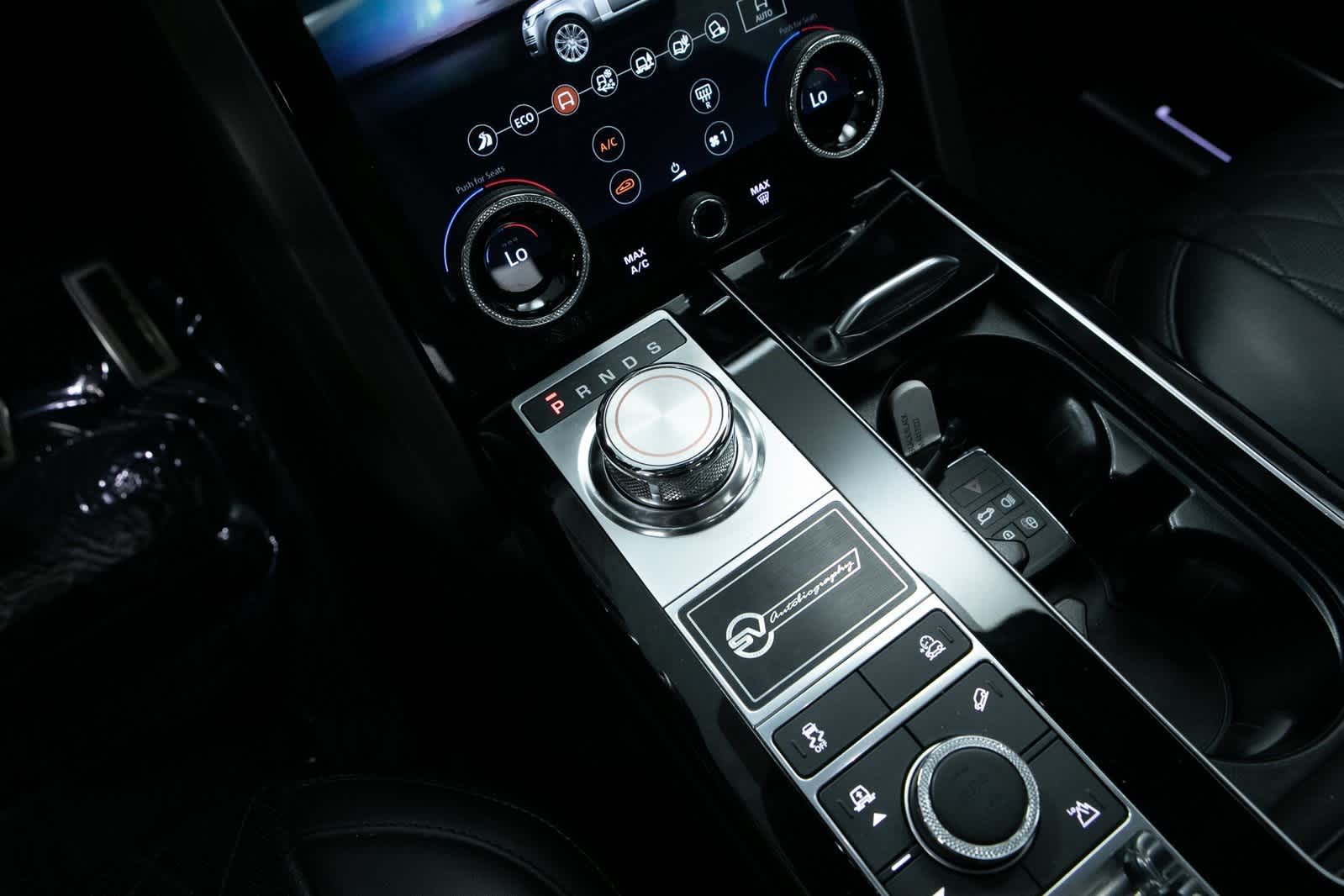 Thumbnail: 2021 Land Rover Range Rover - 21