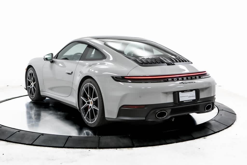 Thumbnail: 2025 Porsche 911 - 3