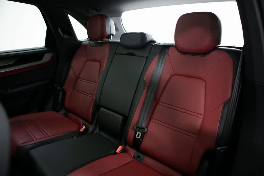 Thumbnail: 2024 Porsche Cayenne - 34