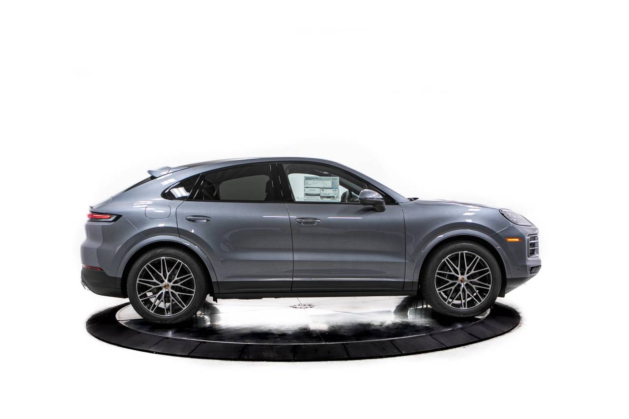 Thumbnail: 2026 Porsche  - 8