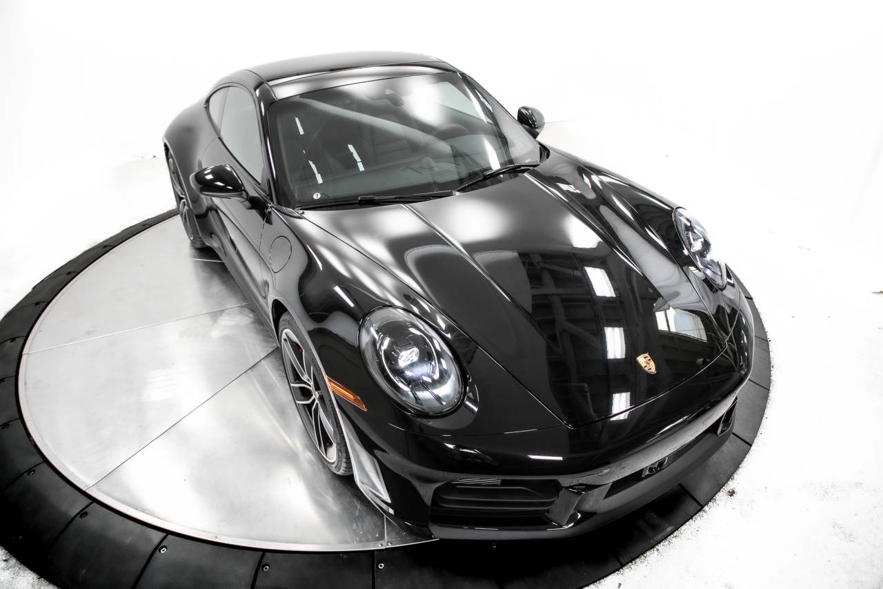 Thumbnail: 2025 Porsche 911 - 19