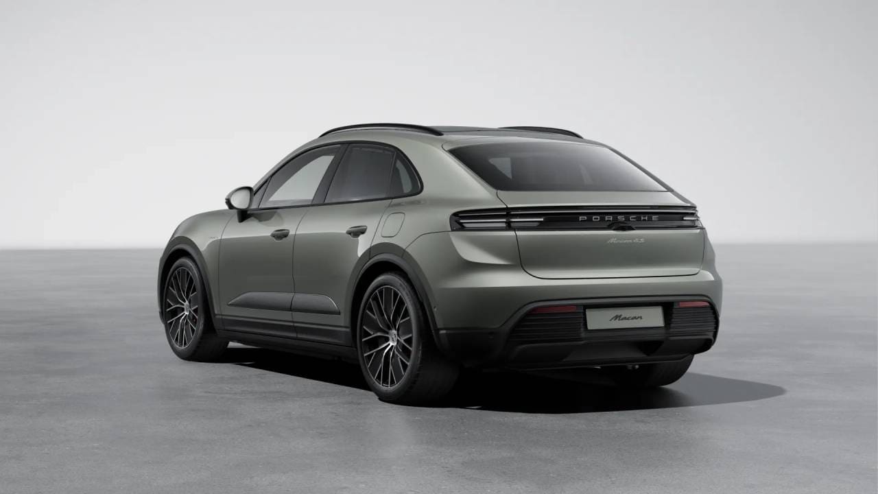 Thumbnail: 2025 Porsche Macan - 3