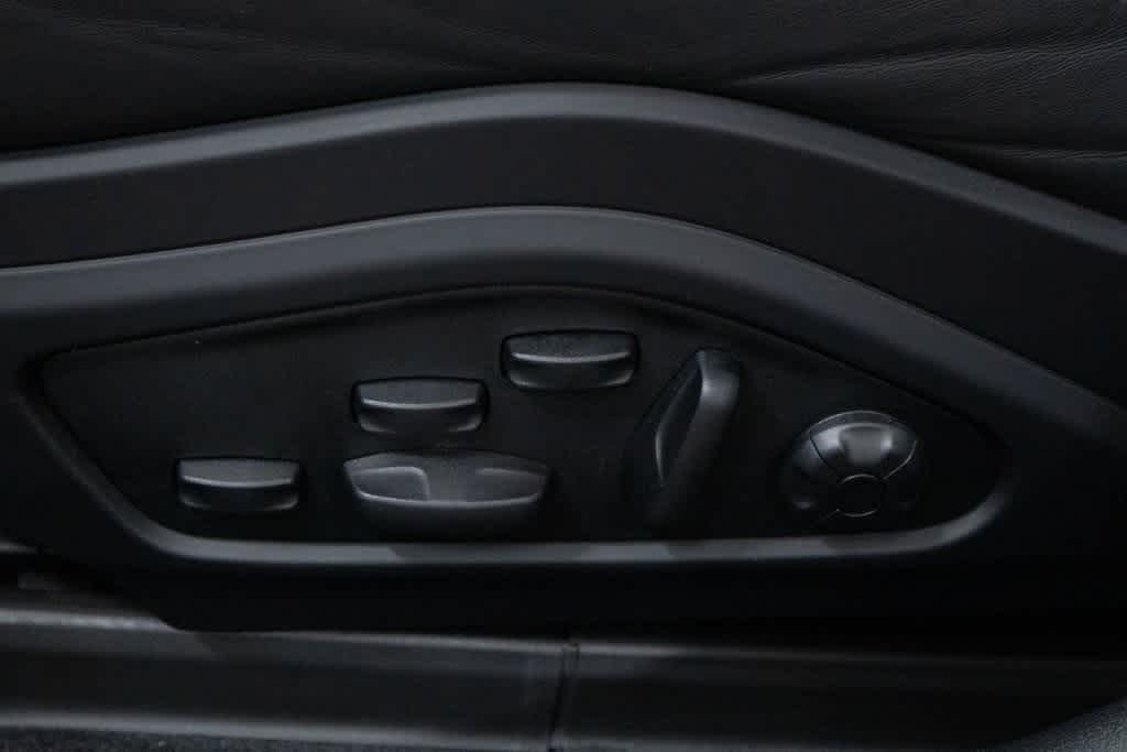 Thumbnail: 2024 Porsche Panamera - 17