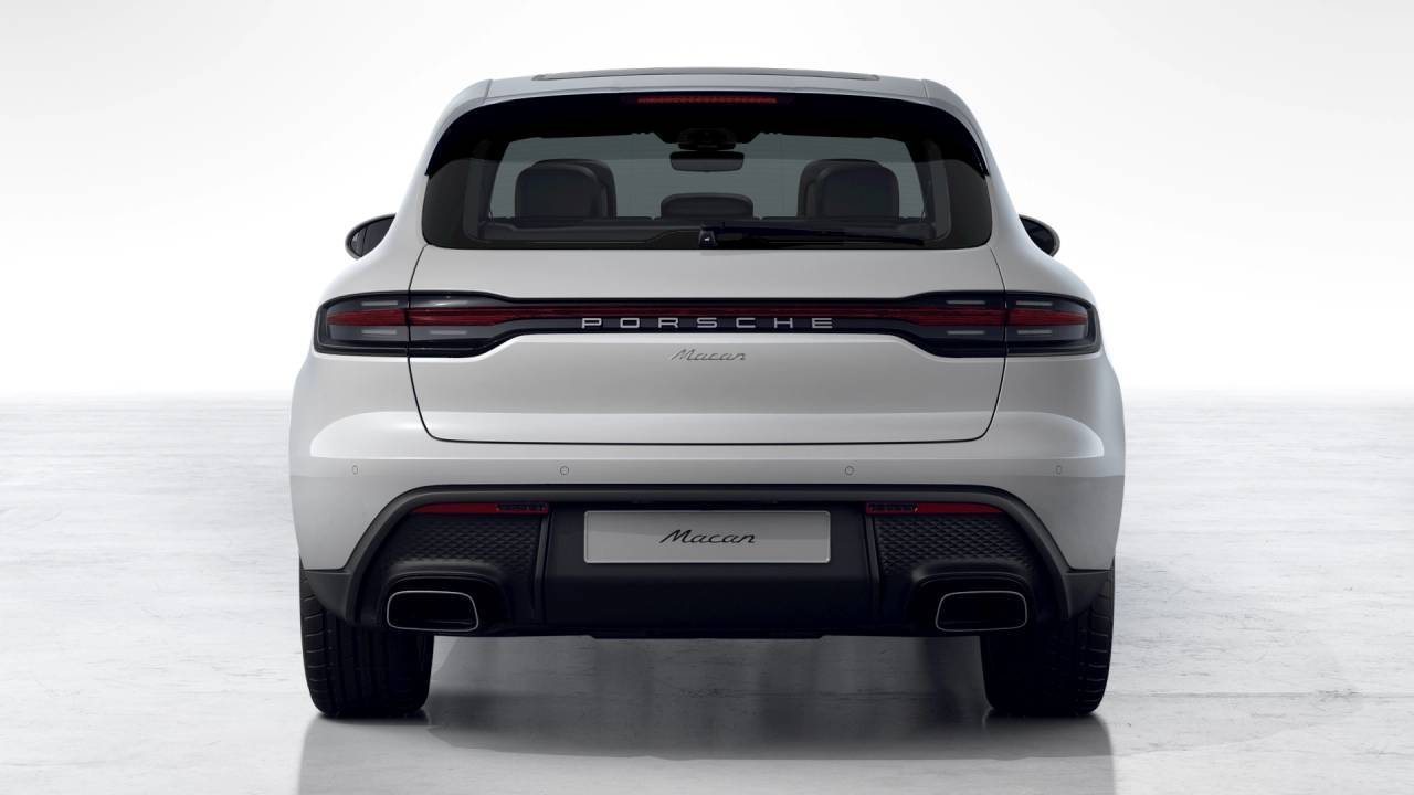 Thumbnail: 2026 Porsche Macan - 7