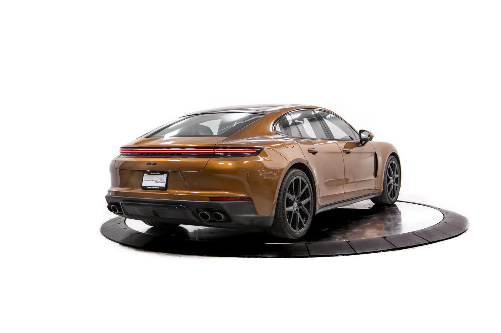 Thumbnail: 2025 Porsche Panamera - 7