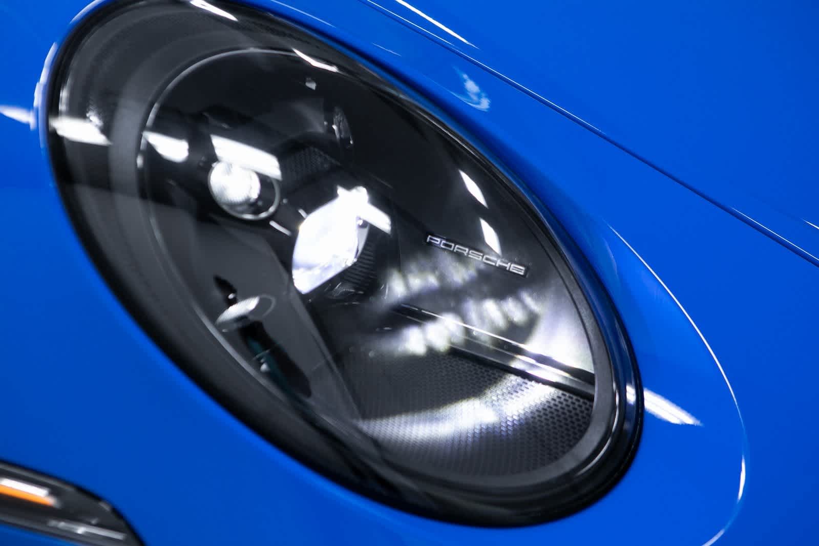 Thumbnail: 2022 Porsche 911 - 28