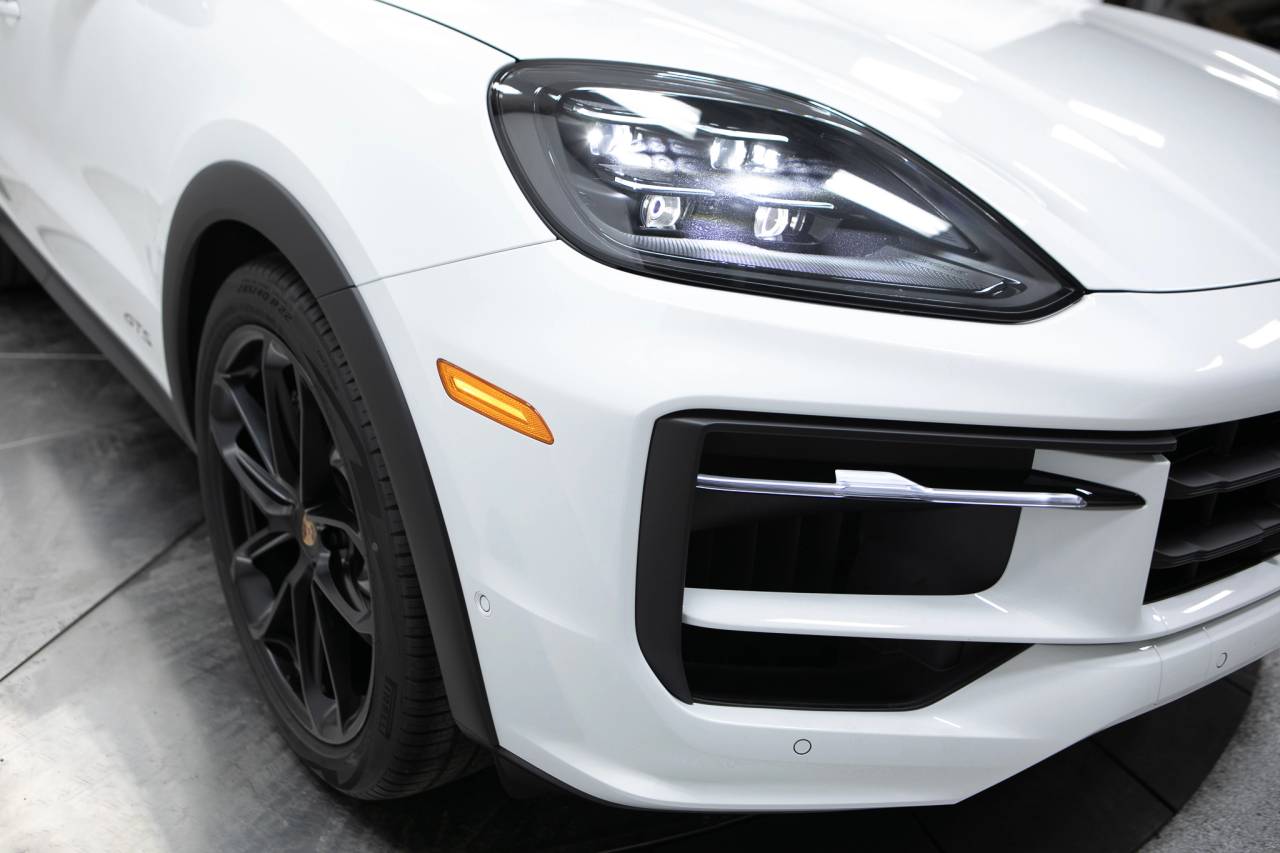 Thumbnail: 2026 Porsche  - 12