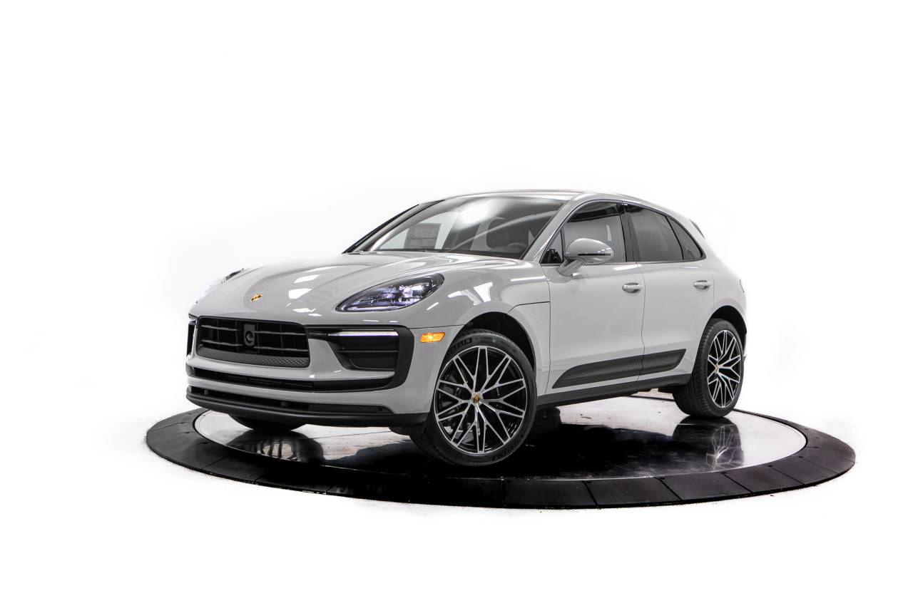 2026 Porsche Macan