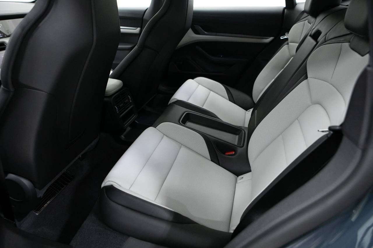 Thumbnail: 2026 Porsche Taycan - 36