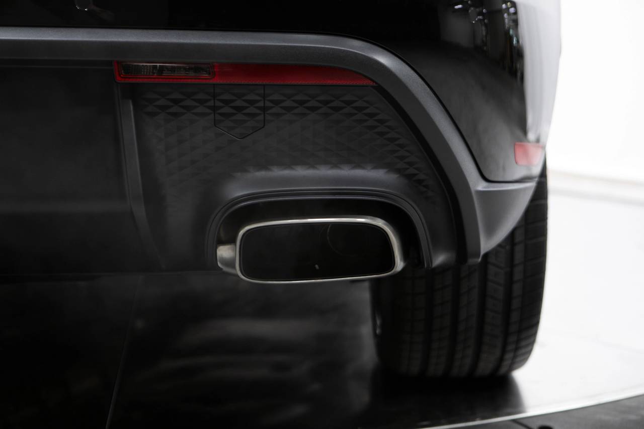 Thumbnail: 2026 Porsche Macan - 17