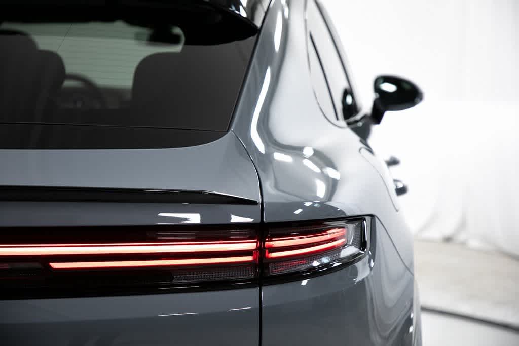 Thumbnail: 2025 Porsche  - 37