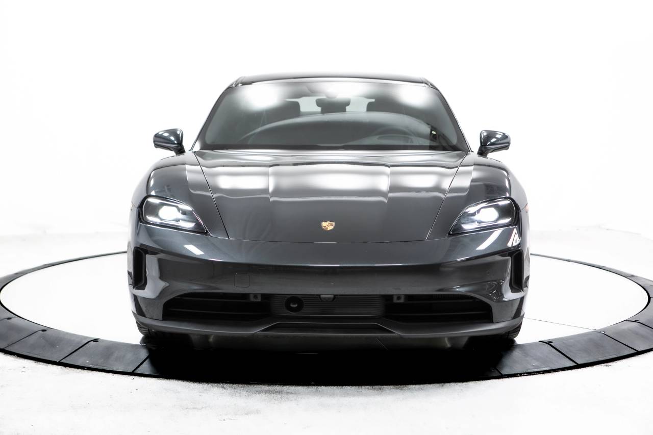 Thumbnail: 2025 Porsche Taycan - 12