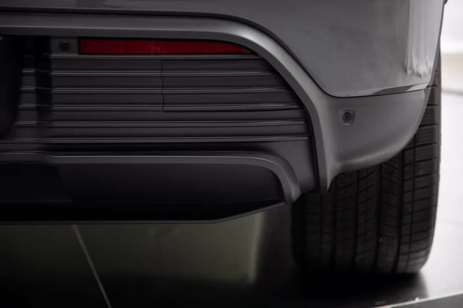 Thumbnail: 2025 Porsche Macan - 35