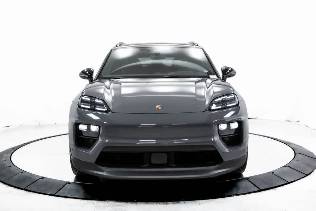 Thumbnail: 2025 Porsche Macan - 10