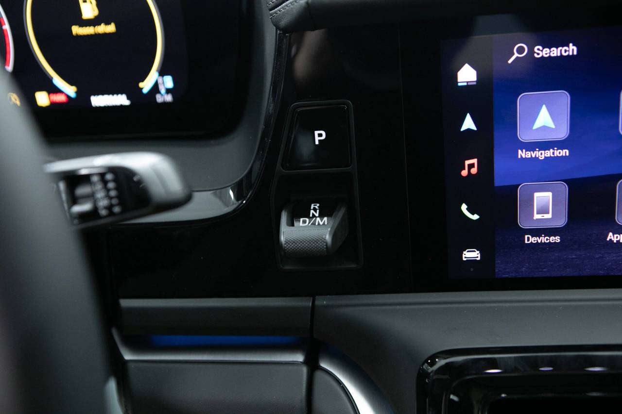 Thumbnail: 2026 Porsche Panamera - 31