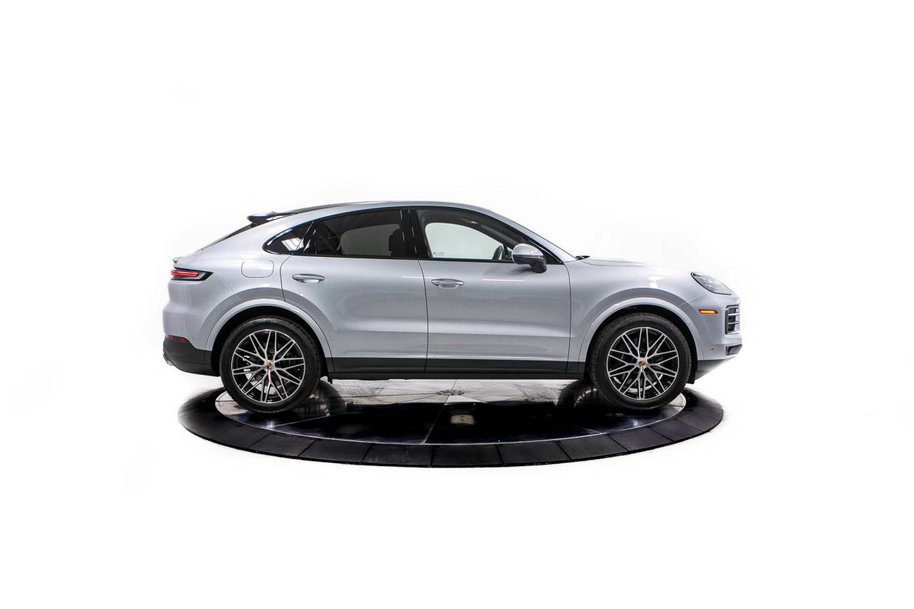 Thumbnail: 2026 Porsche  - 8