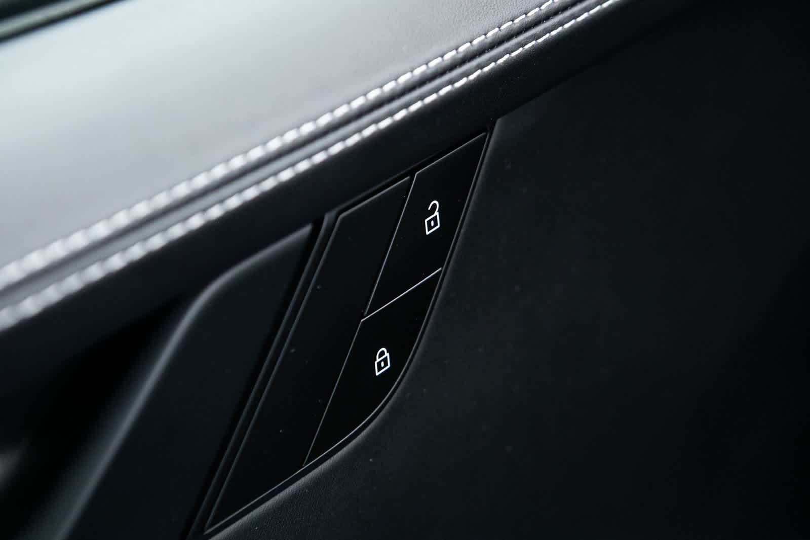 Thumbnail: 2022 Porsche 911 - 17