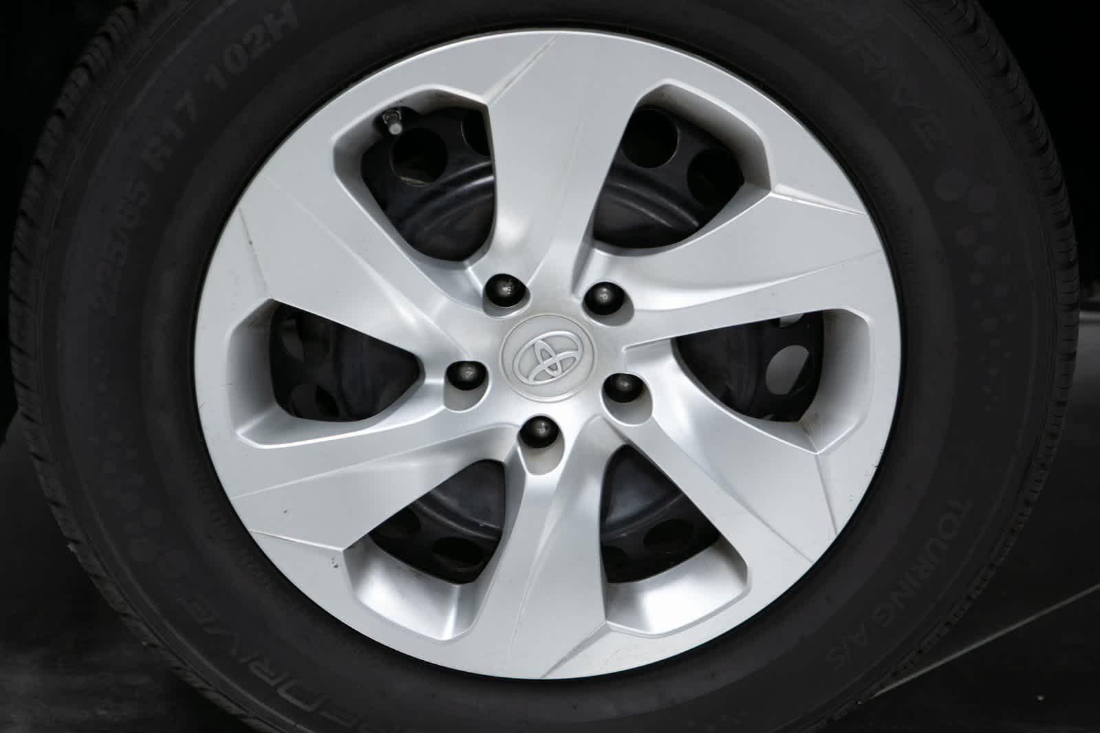 Thumbnail: 2021 Toyota RAV4 - 11