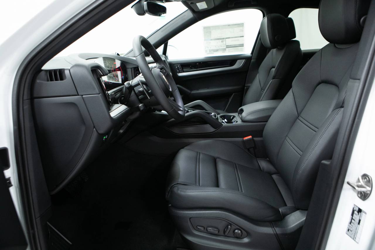 Thumbnail: 2026 Porsche  - 23