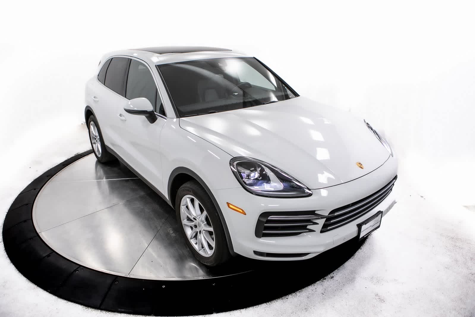 Thumbnail: 2022 Porsche Cayenne - 37