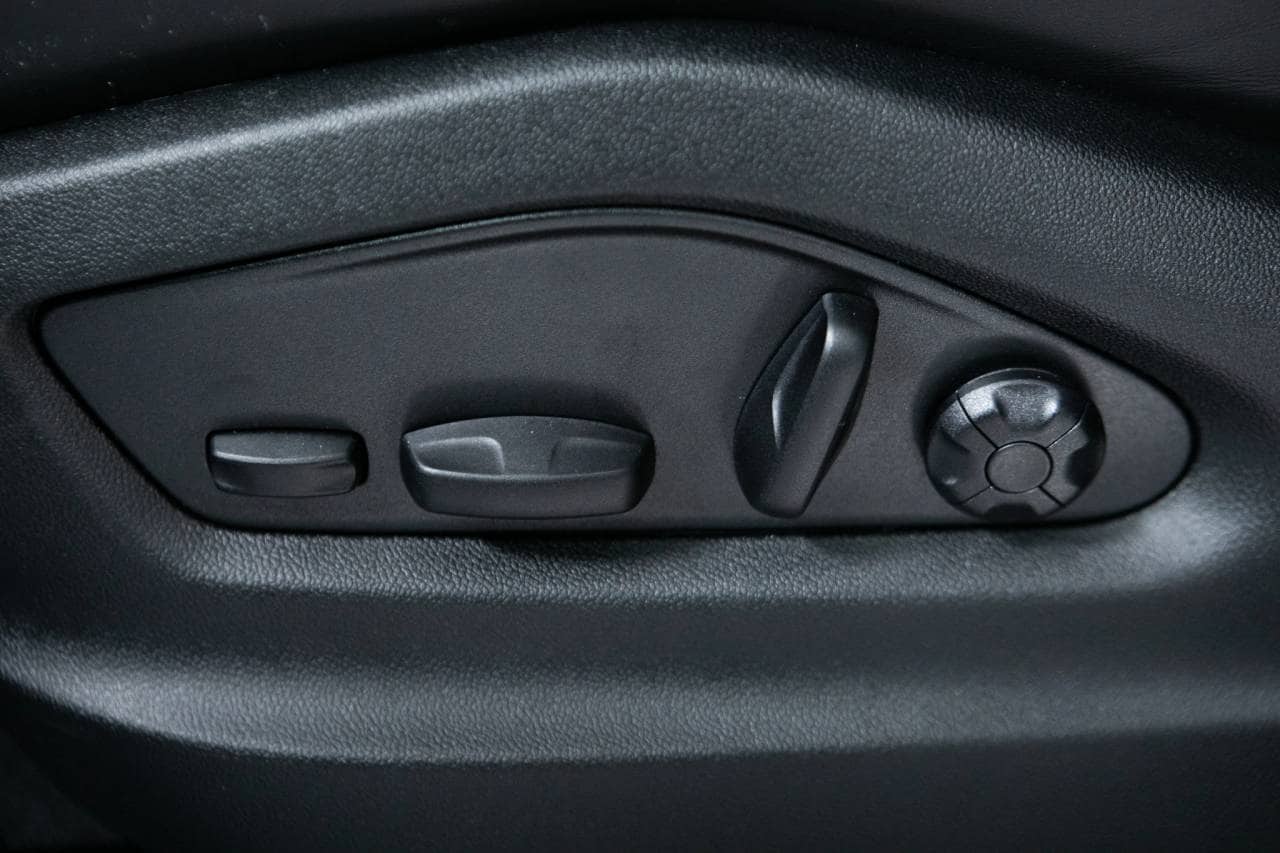 Thumbnail: 2026 Porsche Cayenne - 24