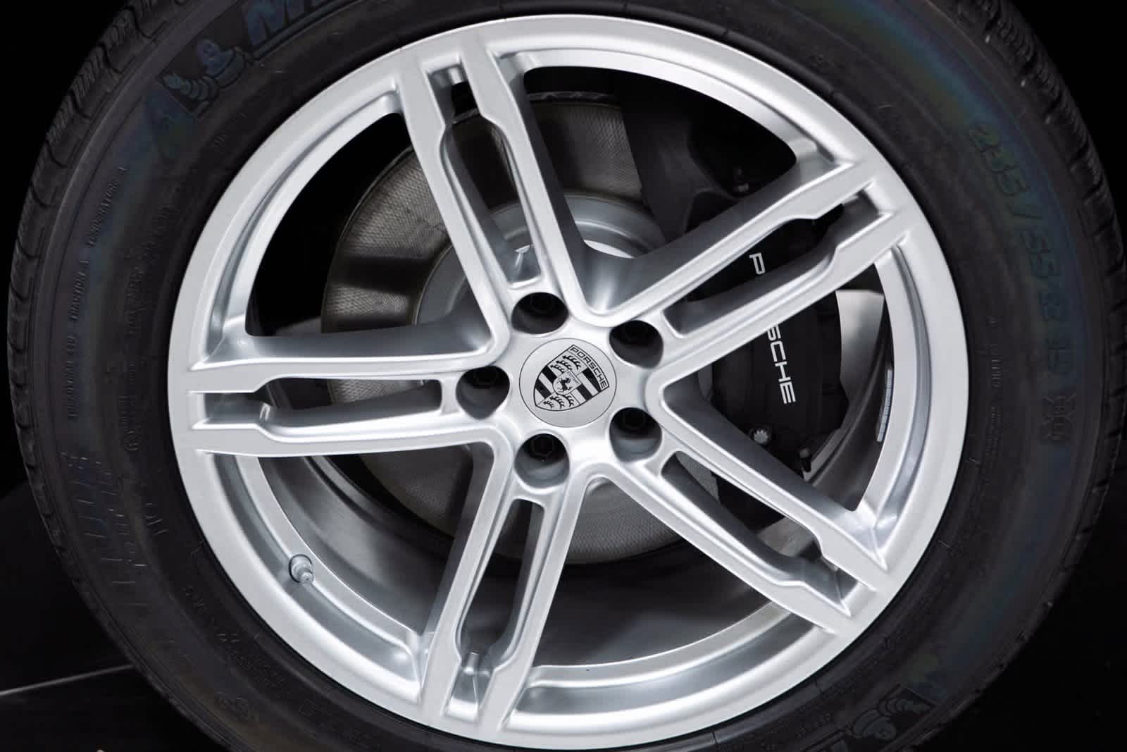 Thumbnail: 2025 Porsche Macan - 11