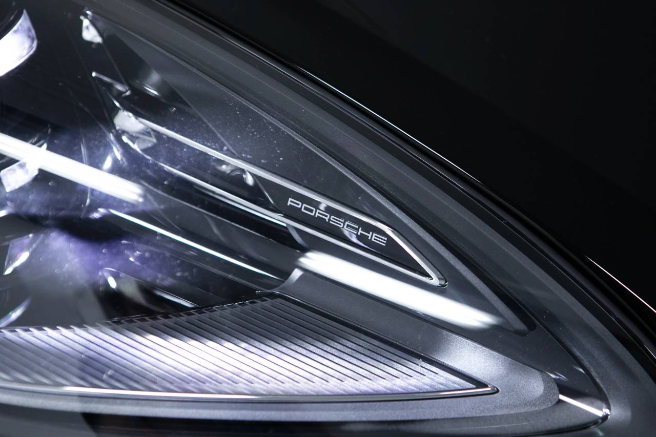 Thumbnail: 2026 Porsche Macan - 13