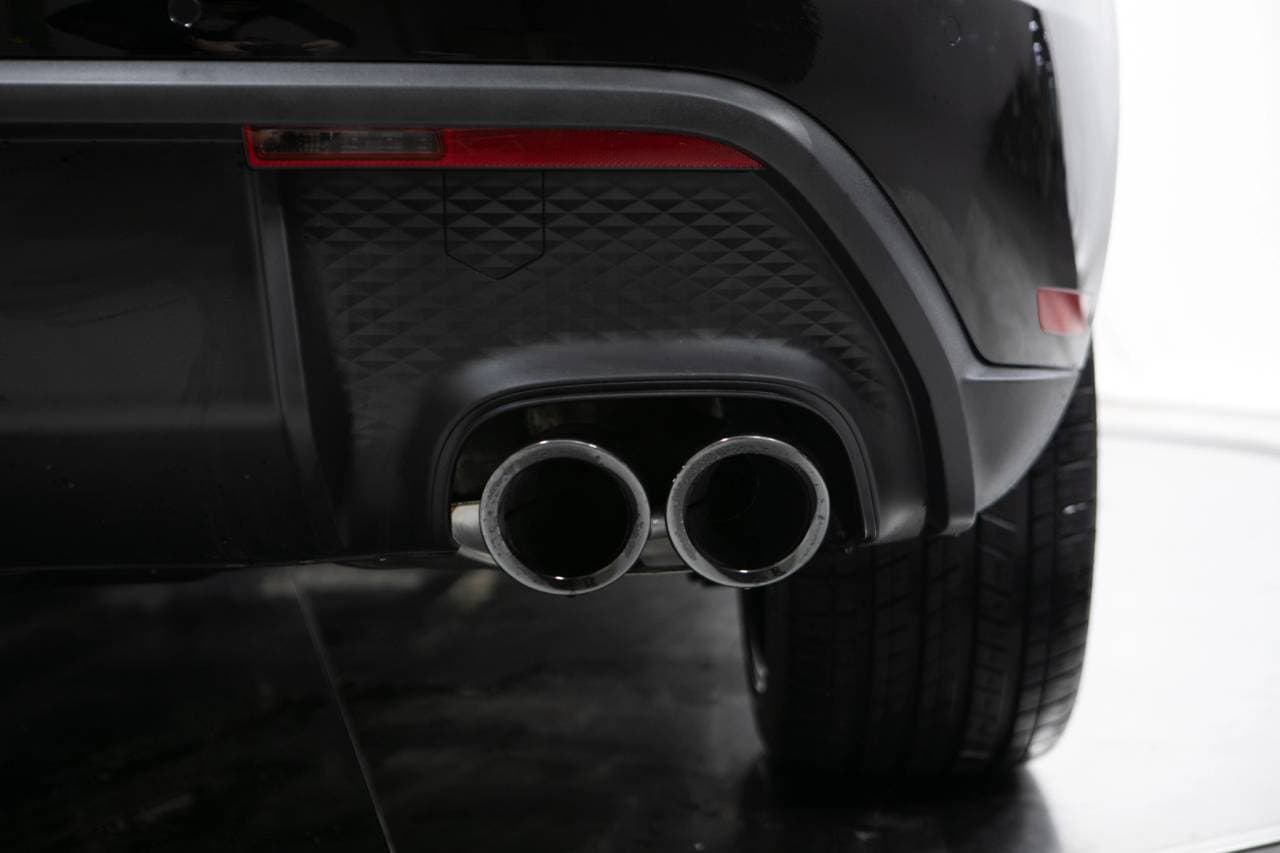 Thumbnail: 2026 Porsche Macan - 17