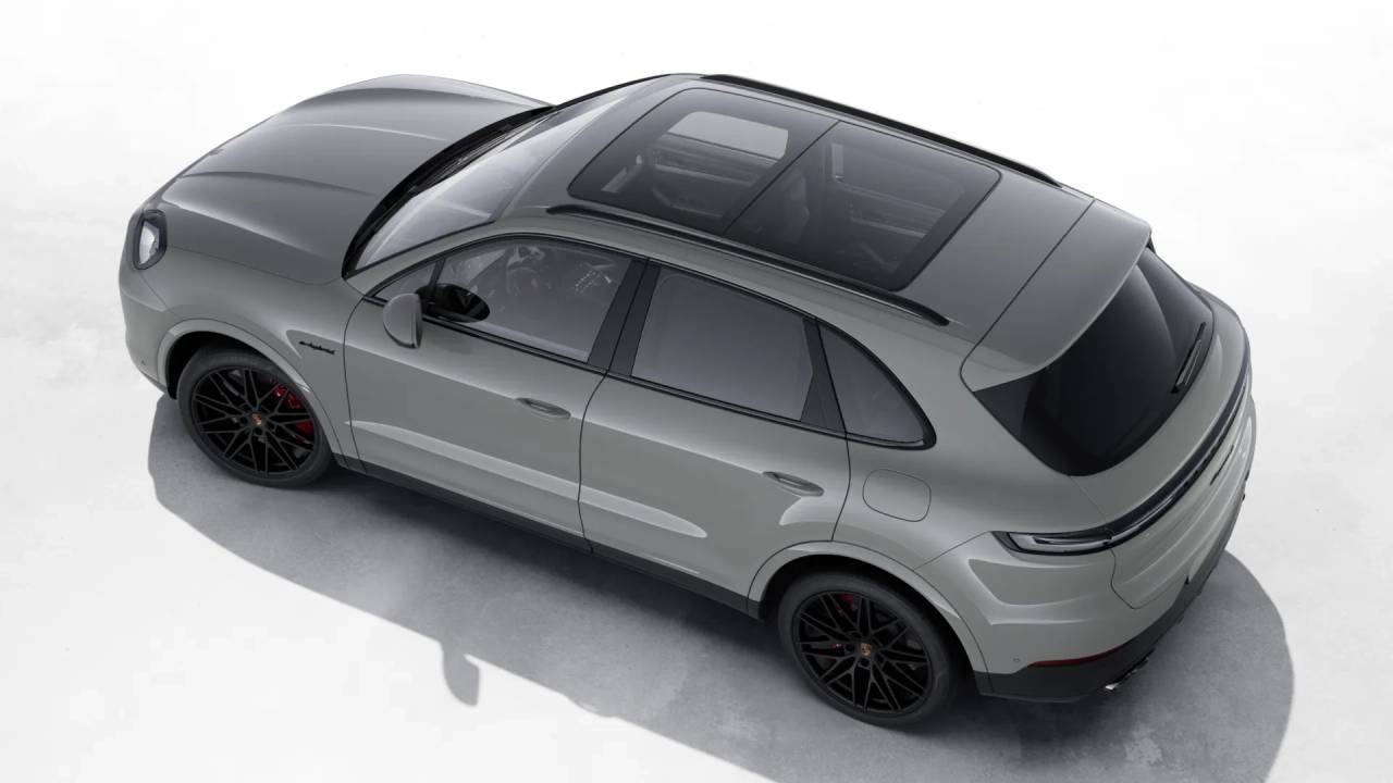 Thumbnail: 2026 Porsche Cayenne - 4