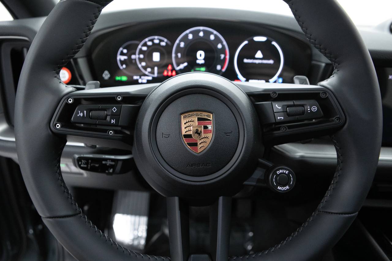 Thumbnail: 2026 Porsche  - 21