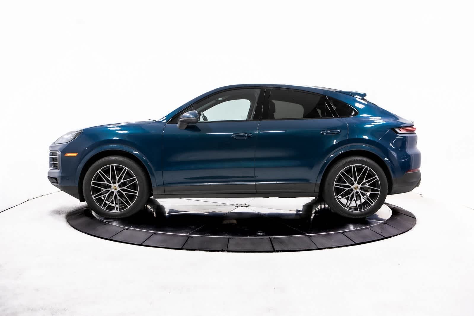 Thumbnail: 2024 Porsche Cayenne - 2