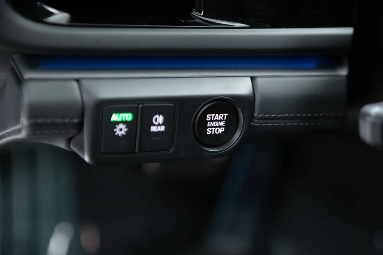 Thumbnail: 2026 Porsche Panamera - 28