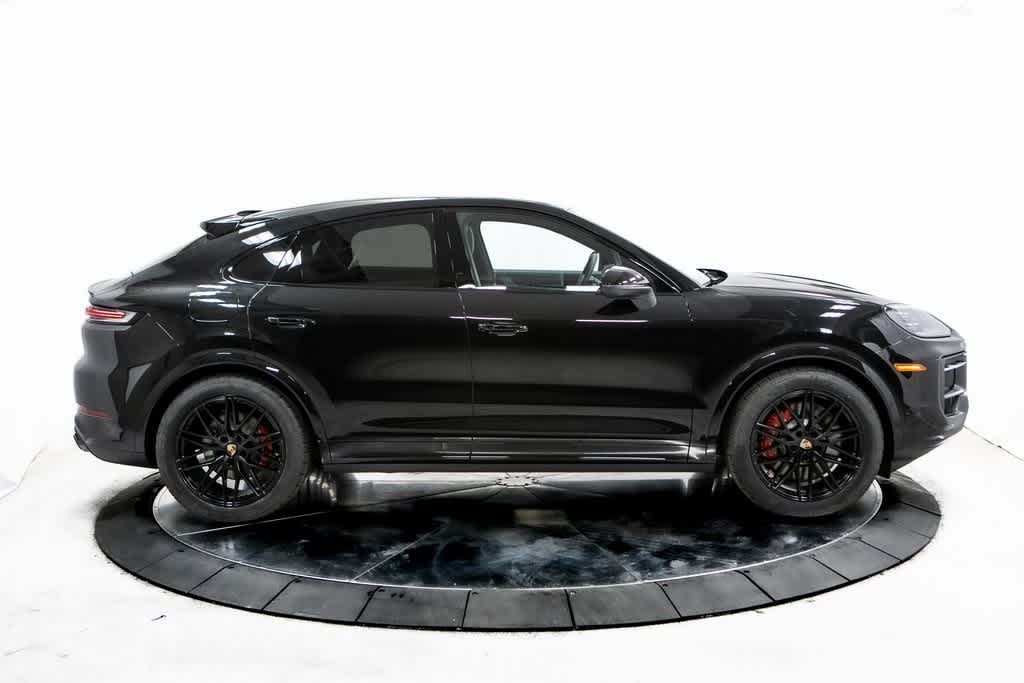 Thumbnail: 2025 Porsche  - 8