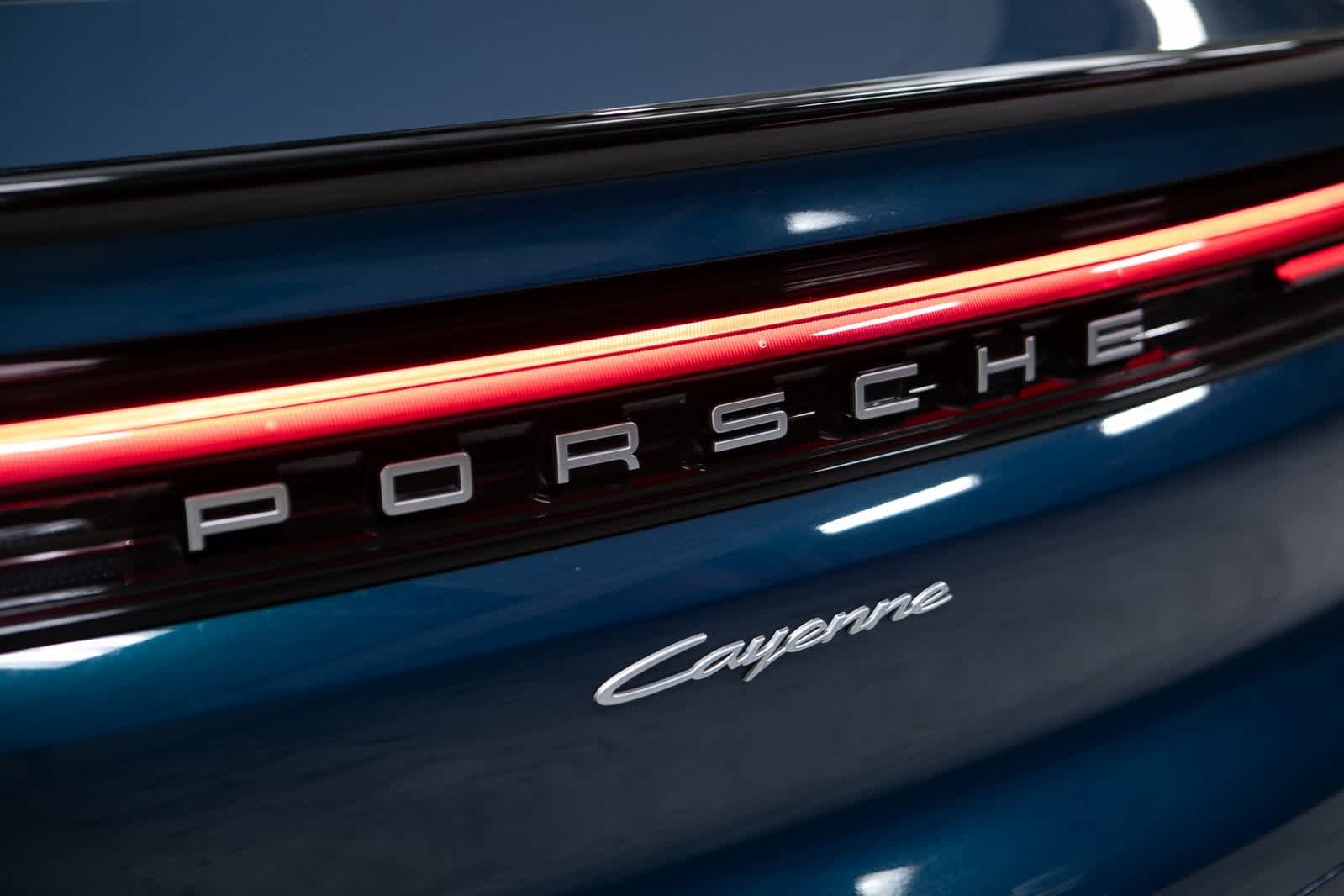 Thumbnail: 2024 Porsche Cayenne - 38