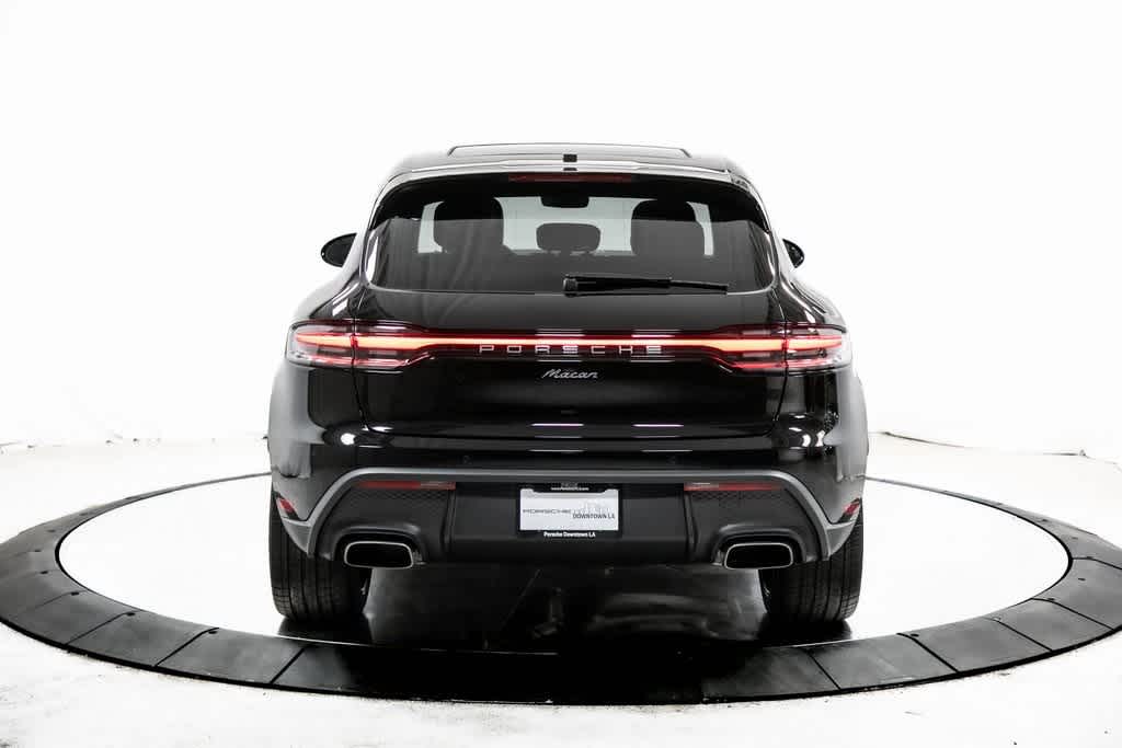 Thumbnail: 2025 Porsche Macan - 6