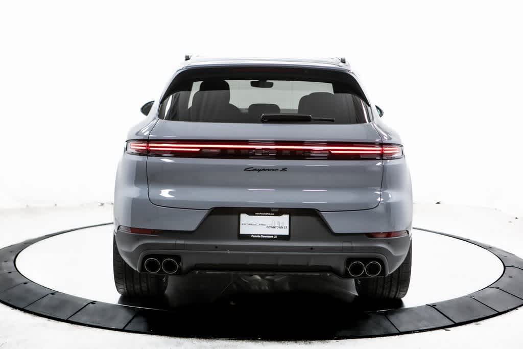 Thumbnail: 2025 Porsche Cayenne - 6