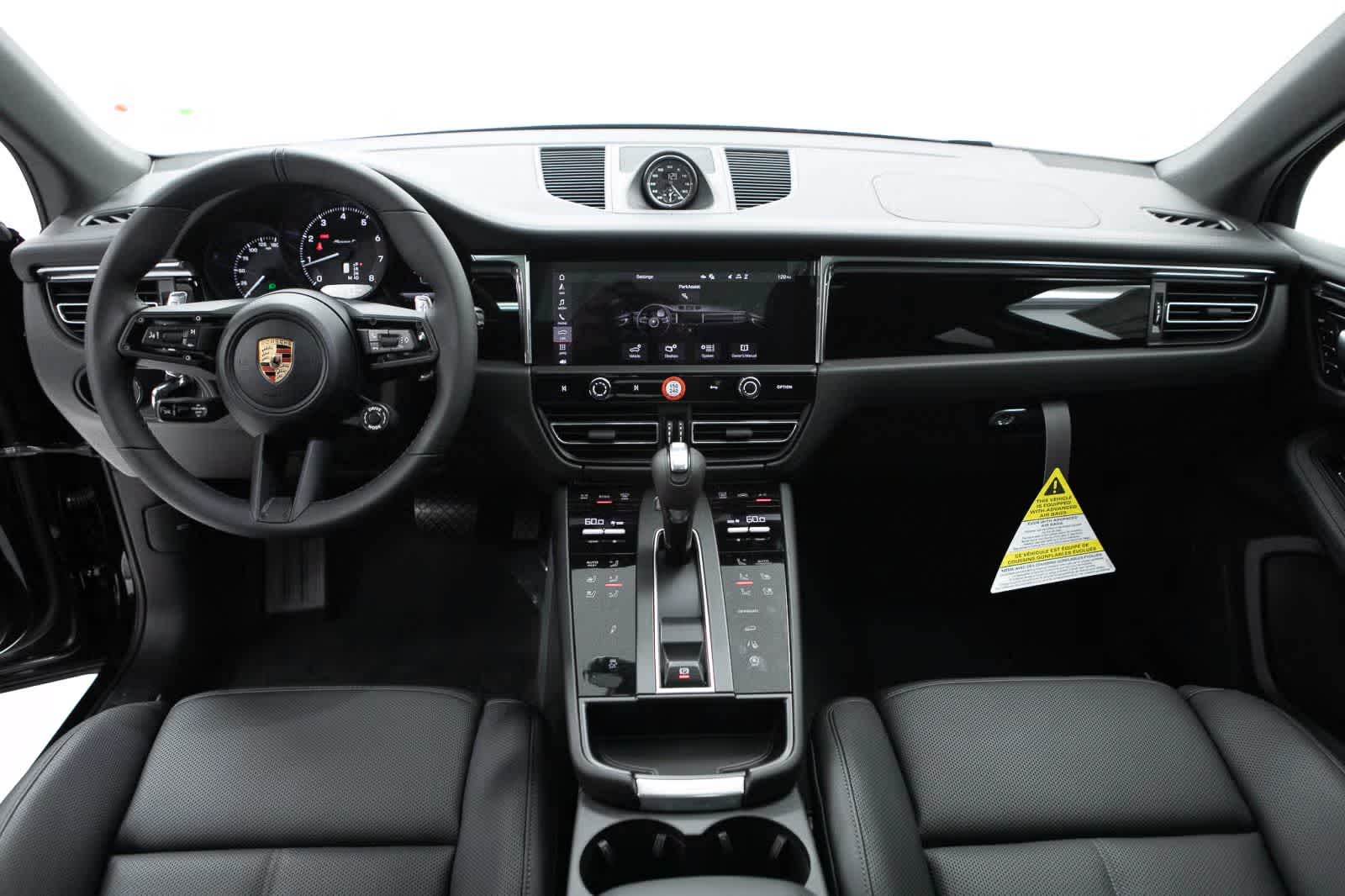 Thumbnail: 2026 Porsche Macan - 13