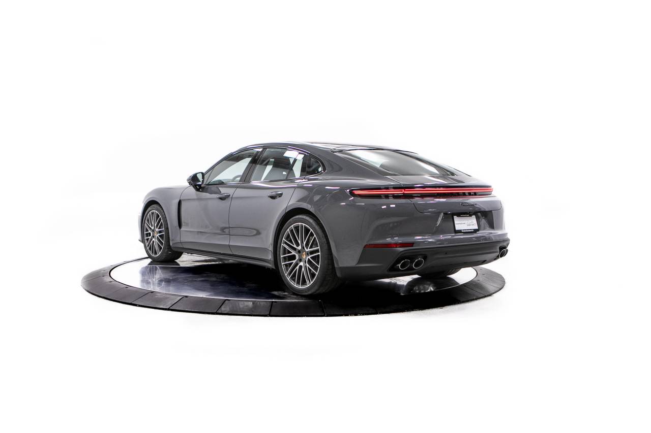 Thumbnail: 2026 Porsche Panamera - 3